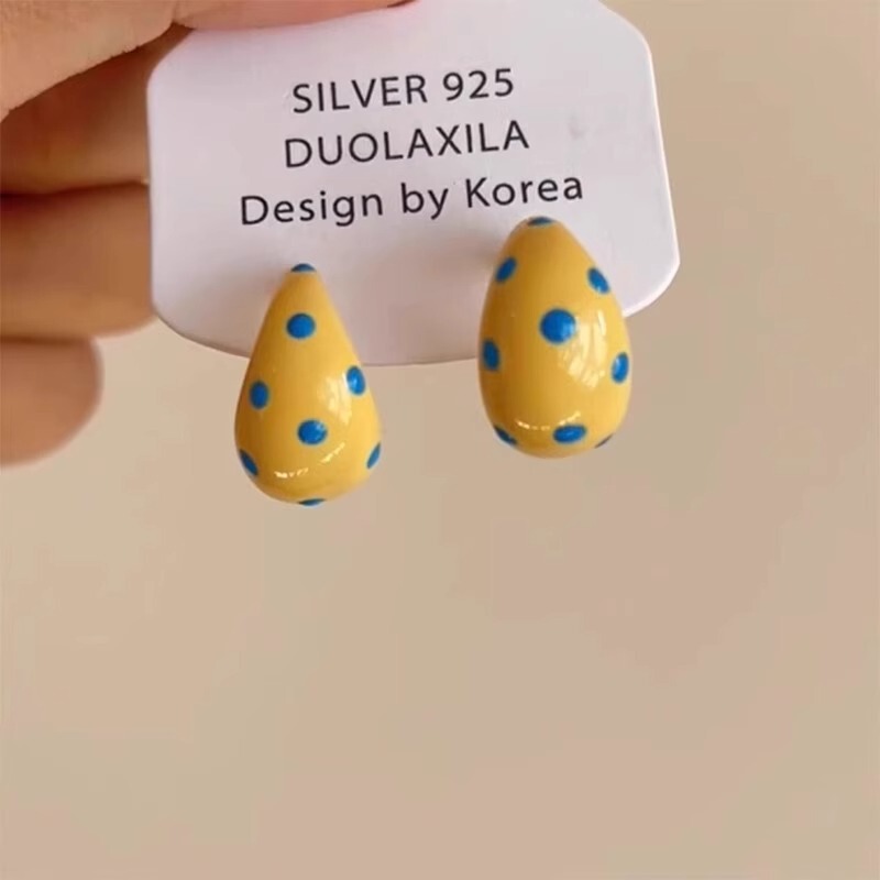 Small Fresh Milk Yellow Drop Glaze Wave Dot Earrings Women's 2025 New Explosion Earrings Light Luxury Retro High-end Earrings