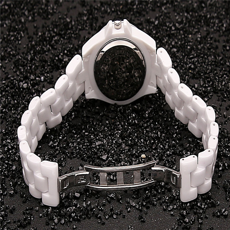 Sommer klassische heiße Art koreanische Marke Damen Quarzuhr weiße Keramik Damenuhr wasserdicht Student Mode Uhr_voghion.com