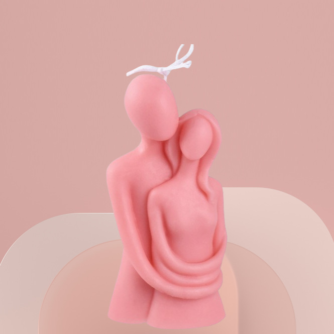 [Love in arms] Couple embraces aromatherapy candle lasting lock love Valentine's Day gift