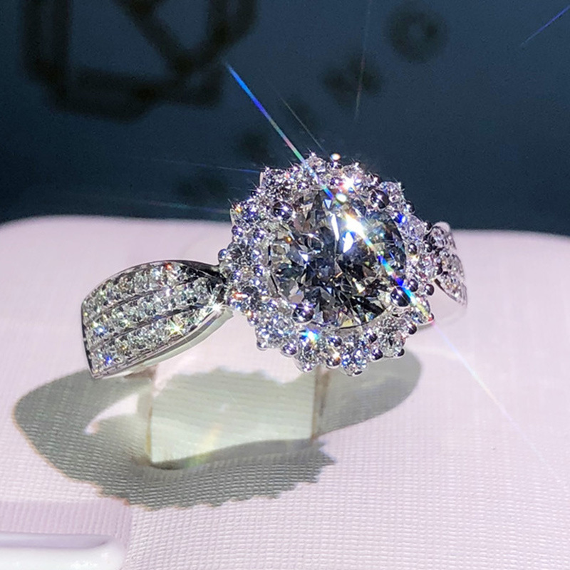 Exquise Gypsophila Micro-incrusté Zircon Anneau Mode Bague De Mariage Accessoires display picture 2