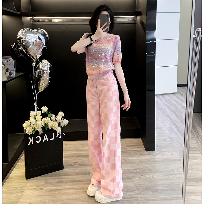 핑크 탑 + 청바지