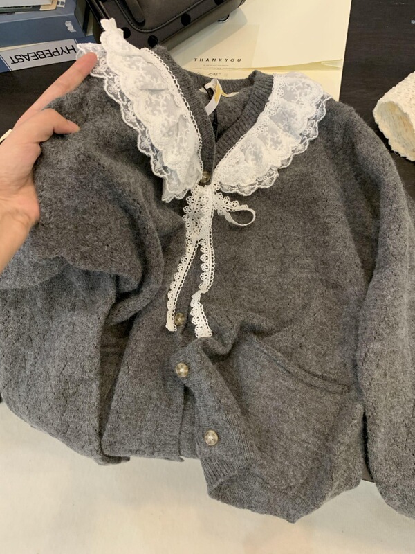 娃娃领毛衣女春秋慵懒可爱甜美蕾丝V领针织开衫外套日系温柔上衣|undefined