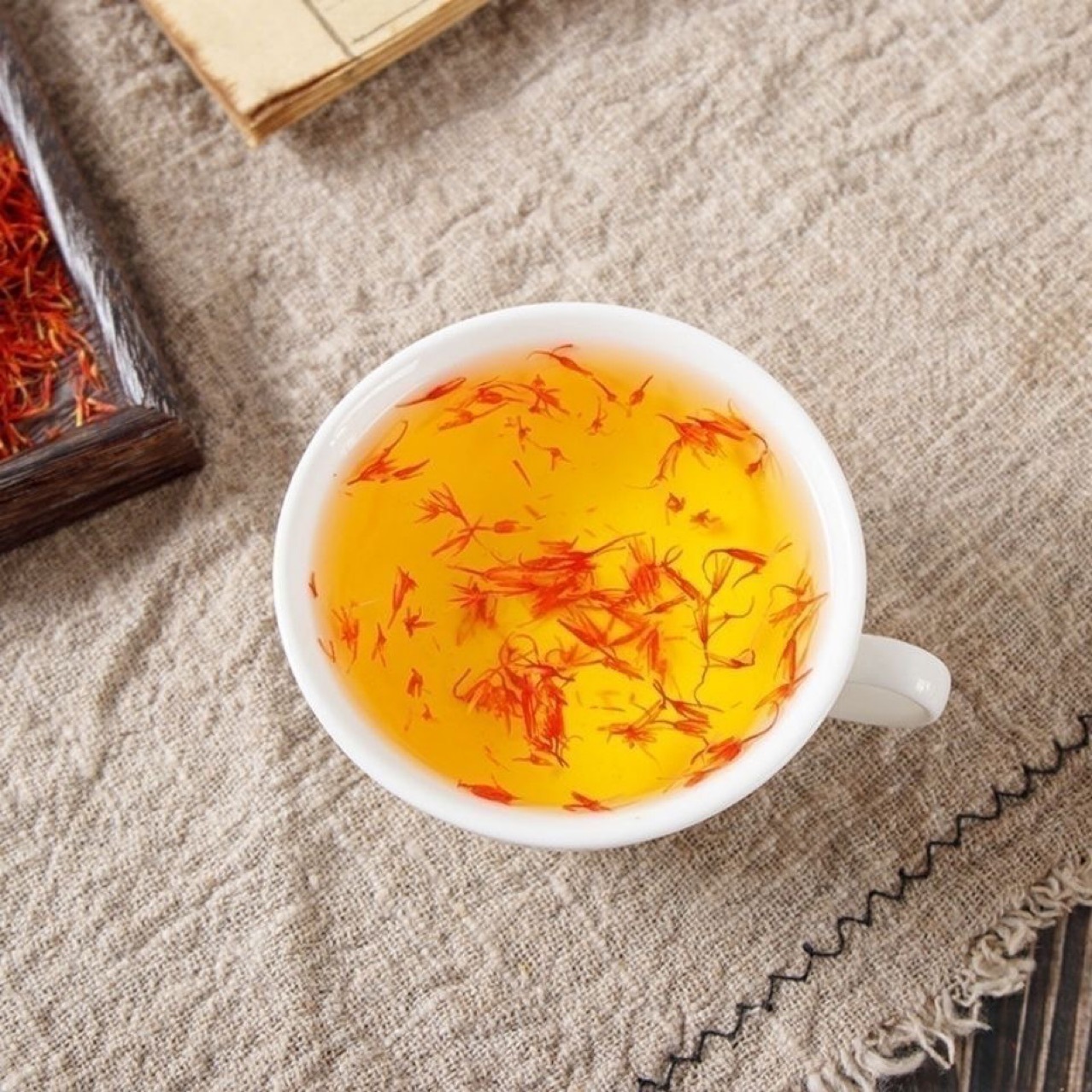 Safflower (Carthamus tinctorius) — Xinjiang Dried Hong Hua for Tea, Wine & Foot Soak quality and texture