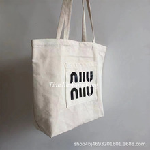 Ůʿ����μ��������������r����ĸ��ɫ���ذ����䳱�h��ُ���