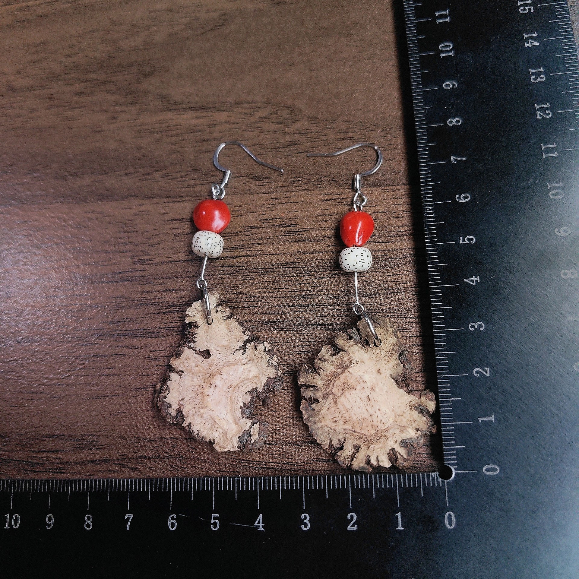D-AA4 Sichuan Qiong + Xingyue Bodhi + Hongdou (stainless steel ear hook)