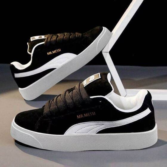 New Four Seasons Women's Shoes Fashion Thick Sole Classic Student Casual Breathable College Style Sports Training Board Shoes Bread Shoes