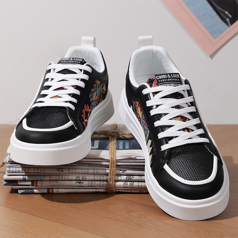 Las zapatillas de deporte de moda para hombres se pueden usar en todas las estaciones. Nuevos zapatos de hombre de suela gruesa a juego de colores diarios, cómodos y versátiles