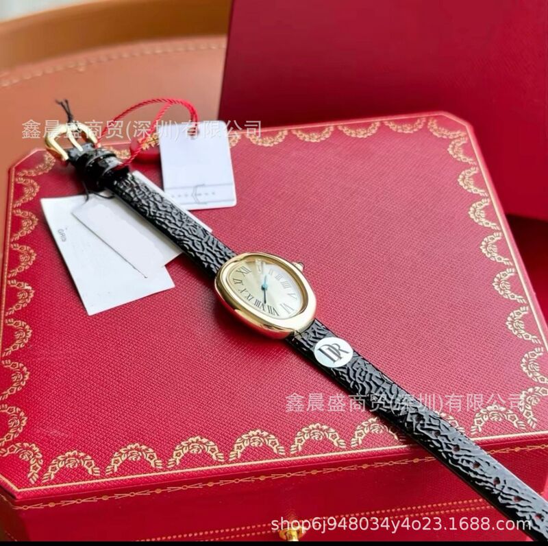 DR bathtub mini style mini watch, gold-plated, light gold color, oil wax patent leather, diamond pattern strap, quartz small gold watch DR bathtub mini style mini watch, gold-plated, light gold color, oil wax patent leather, diamond pattern strap, quartz small gold watch