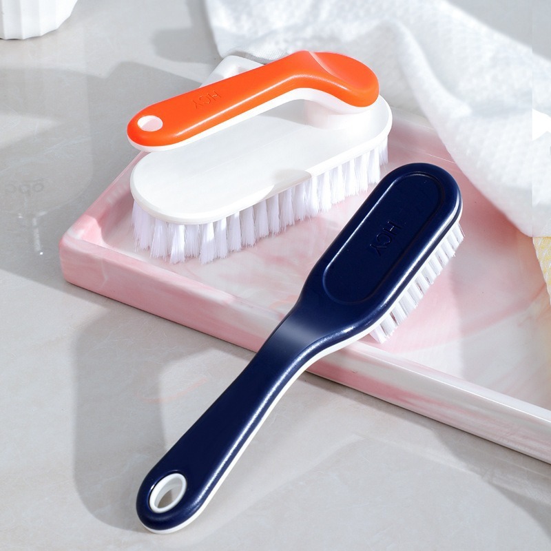 cepillo de zapatos multifuncional de mango largo cepillo de zapatos de plástico colgable cepillo de limpieza de grietas doméstico cepillo de pelo suave no dañando los zapatos