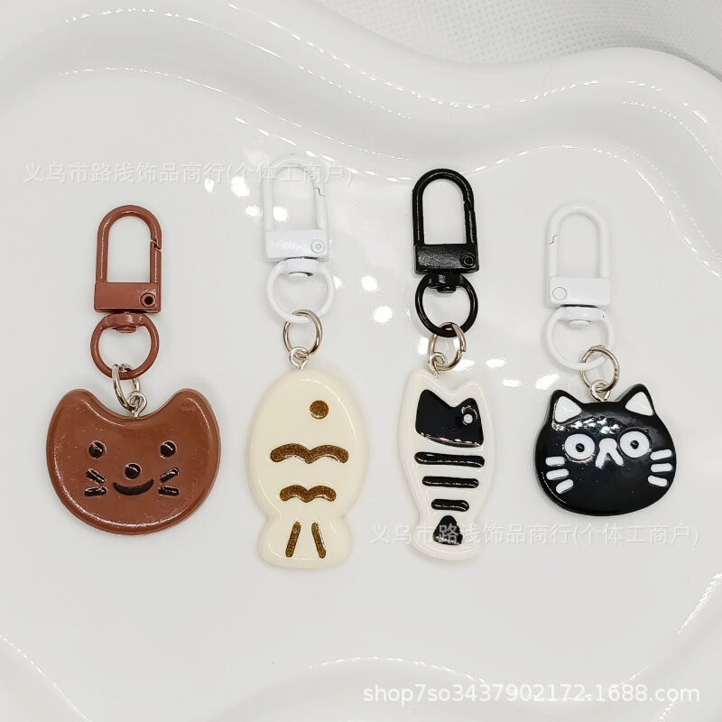 Cute Little Cat and Fish Resin Jewelry Keychain Creative Cartoon Door Buckle School Bag Small Pendant Couple Gift