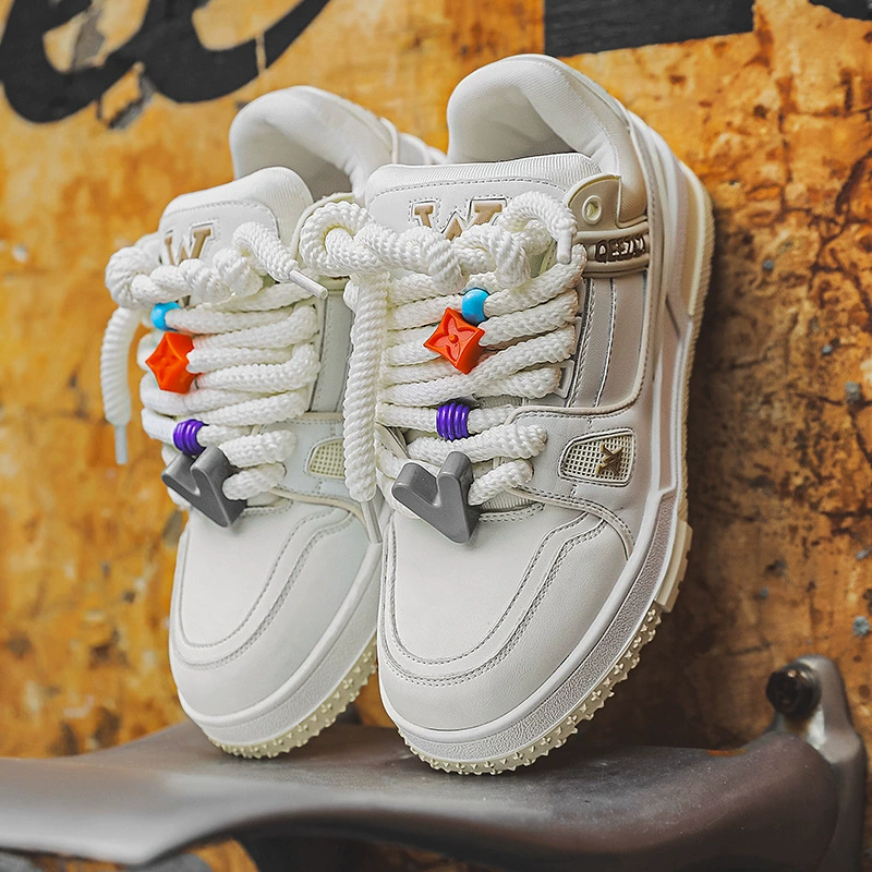 Летние хлебные туфли для мужчин и женщин новый нишевые прилив, дикие виды спорта и отдыха, увеличенные туфли, маленькие белые туфли оптом