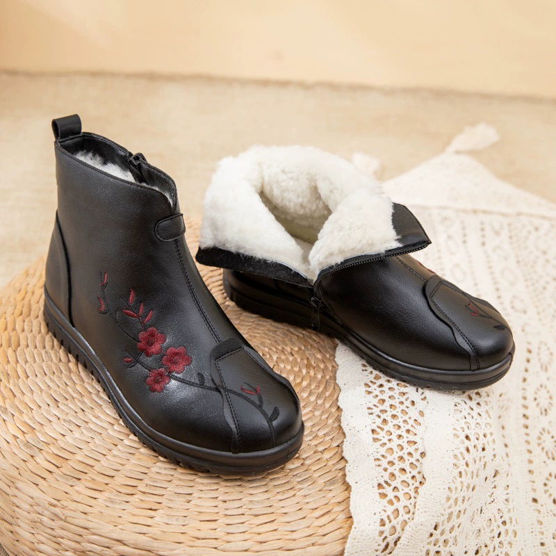 Хит продаж: зимние утепленные короткие сапоги в старинном пекинском стиле для пожилых женщин, из натуральной кожи с мягкой подошвой, на флисовой подкладке.