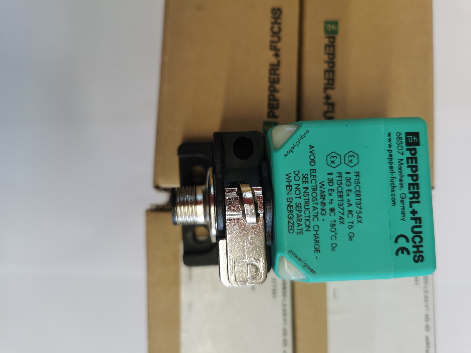 NBB20-L2-A2-V1-3G-3D安装: 齐平, 输出极性: DC, 输出类型: 4 线