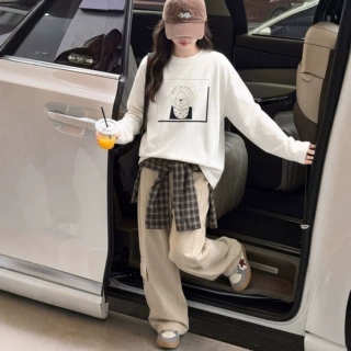 女童早秋长袖休闲T恤2026新款女孩宽松打底衫中大童春秋洋气上衣9