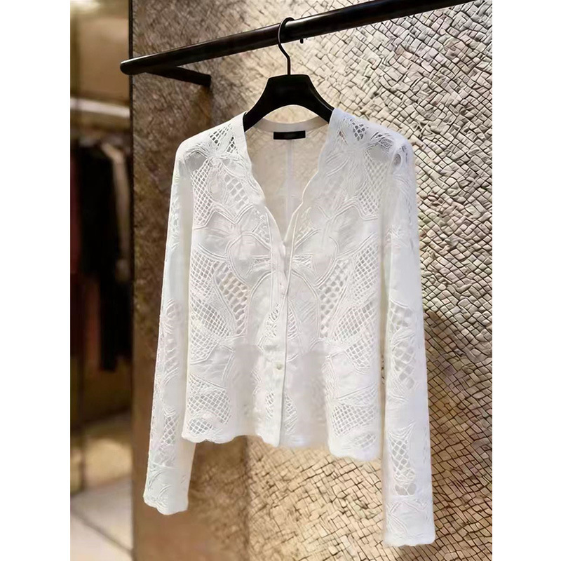 2026 Spring/Summer New White Lace Hollow-Out Shirt with a Stylish Design, Versatile Long-Sleeve Commuter Style Slimming Top 2026 Spring/Summer New White Lace Hollow-Out Shirt with a Stylish Design, Versatile Long-Sleeve Commuter Style Slimming Top