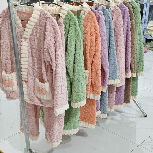 Autumn and winter coral fleece cardigan pajama set, fleece-lined and thickened, with a heart-shaped bunny motif and bow tie—knitted warm set.