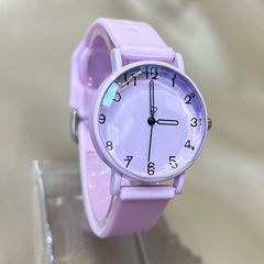 New Fashionable Korean Style Quartz Watch with Silicone Strap for Women, Simple Sports Watch for Students, Wholesale 