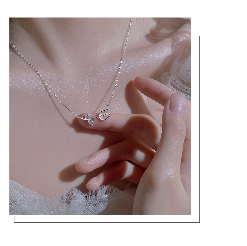 925 Sterling Silver Material Tulip Pattern Women'S Gender 925 Sterling Silver Cable Chain Tulip Pendant Necklace