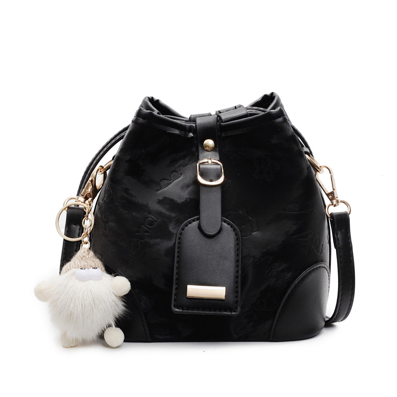 Bolso de cinturón explosivo transfronterizo para mujeres 2025 nuevo estilo de moda universal bolso de hombro coreano de alta calidad bolso de cubo de agua