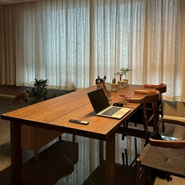 实木床;桌类、茶几;餐桌