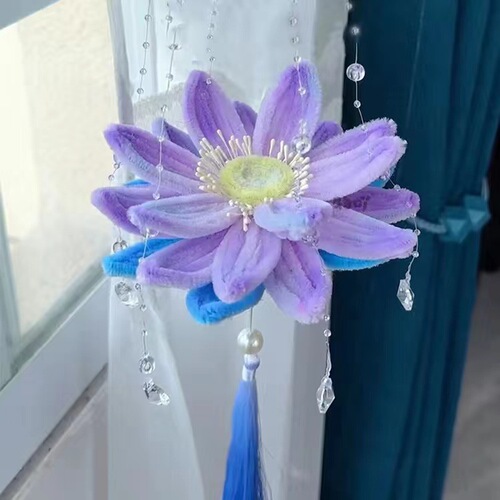 Handmade Lotus Lantern Twisty Charming Chinese Handheld DIY Material Kit Mid-Autumn Festival Lantern Gift for Girlfriend Friend