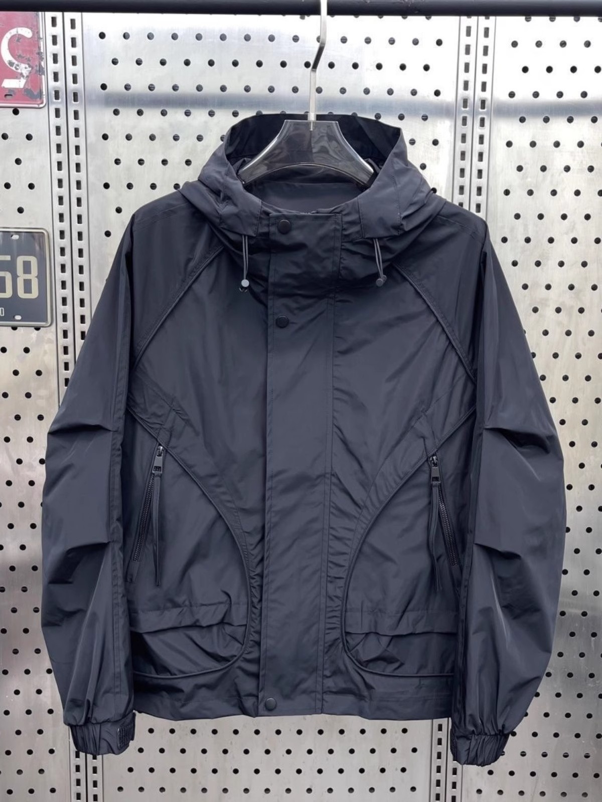Estilo caliente otoño e invierno nuevo estilo herramientas chaqueta casual de moda con capucha para hombres chaqueta de todo fósforo de tendencia chaqueta superior