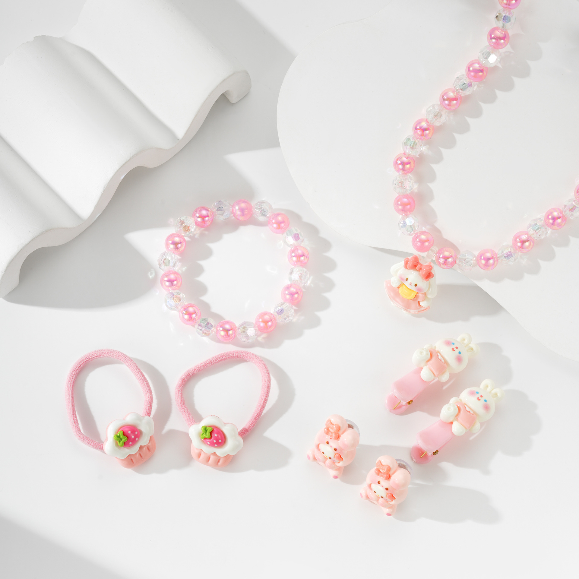 Transfronterizos niños dibujos animados adorables pinzas de pelo collar dulce niña cuentas cuerdas de mano niña pequeña conjunto de joyas de mano
