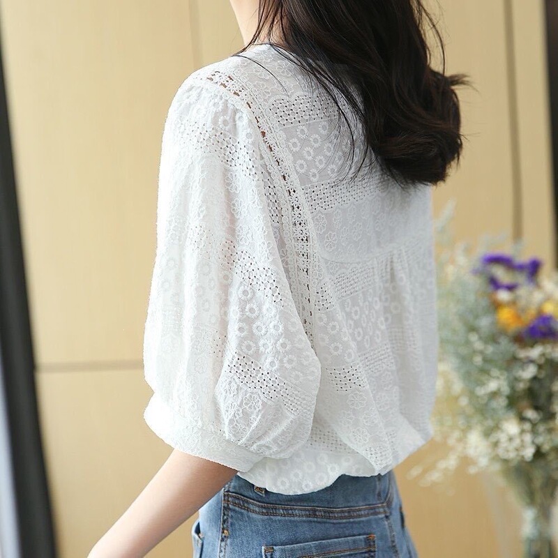 Exquisite Pure Cotton Embroidery 2026 Summer New Korean Style Elegant Plus-Size Daisy Puff Sleeve Lace Blouse for Women
