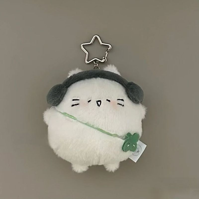 かわいいぽっちゃり子猫の卵四つ葉のクローバー子猫人形ぬいぐるみペンダント超パッケージかわいいブックペンダントキーホルダーペンダント|undefined
