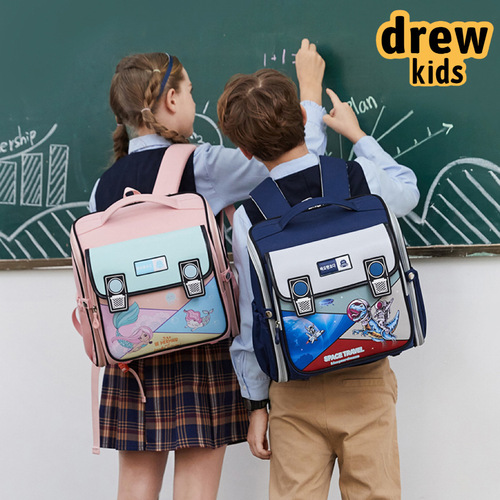 New cartoon anime fashionable primary school students horizontal one-piece back-to-school posture support backpack for children, large capacity double shoulder bag