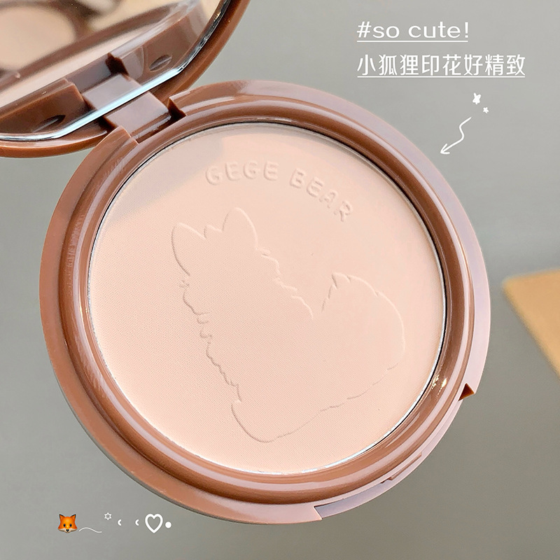 Gege bear cloud yarn polvo de maquillaje ligero no es fácil de quitar, polvo de maquillaje brillante, maquillaje al por mayor