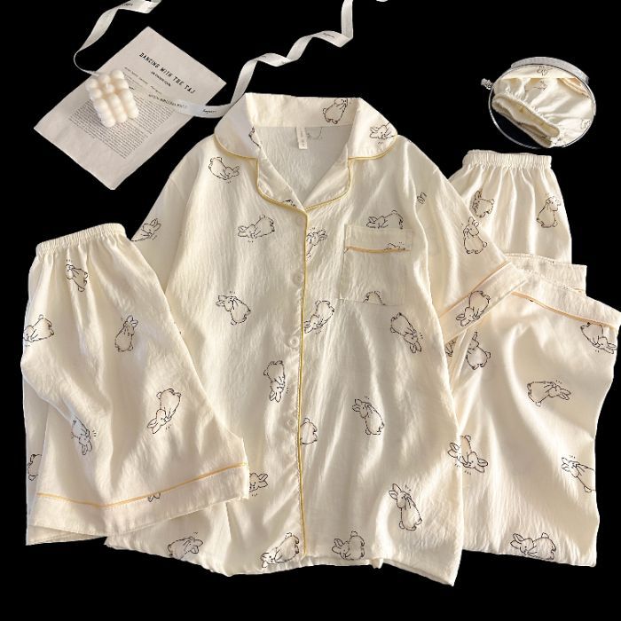 Venta al por mayor transfronteriza de tres piezas nube de algodón solapa cárdigan de dibujos animados pantalones de manga corta pantalones cortos ropa a domicilio traje de pijama de mujer