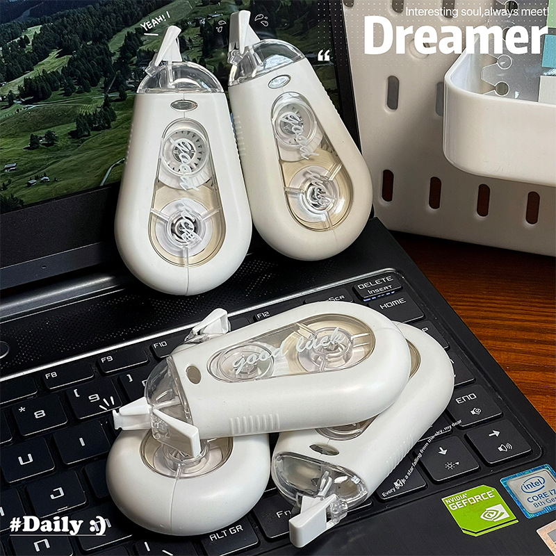 INS Little Red Book misma cinta de corrección de volteo de cuatro colores de aspecto alto estudiante cinta de corrección de silencio de gran capacidad