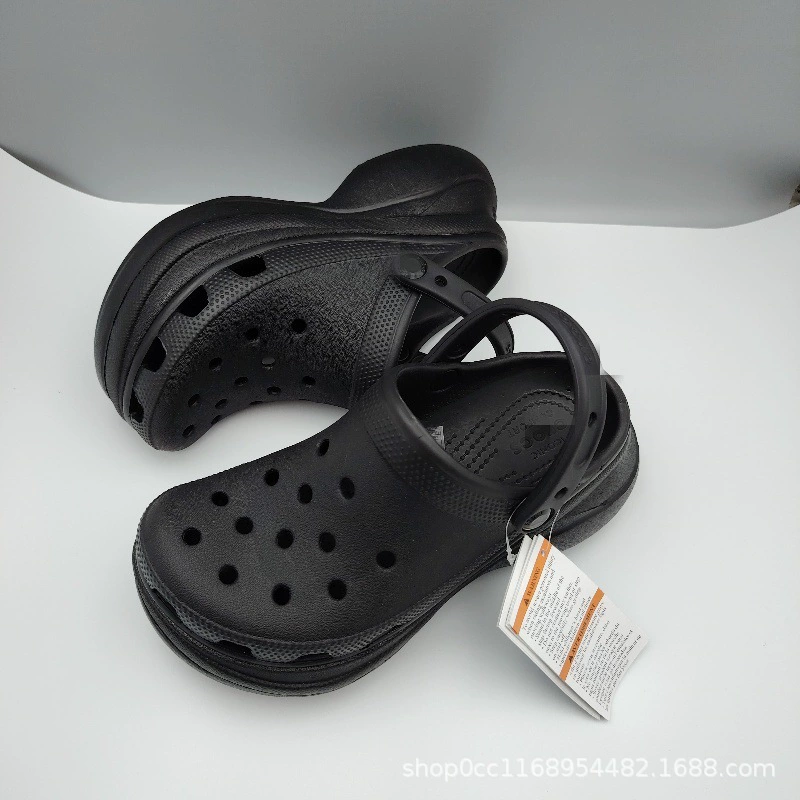 Retro beach fashionable slippers, universal sandals