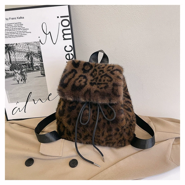 Small leopard print-coffee color