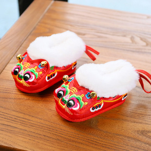 Tiger head shoes baby 1 year old baby boys and girls 100 days handmade cloth shoes tiger head grab week 0 winter plus velvet cotton shoes