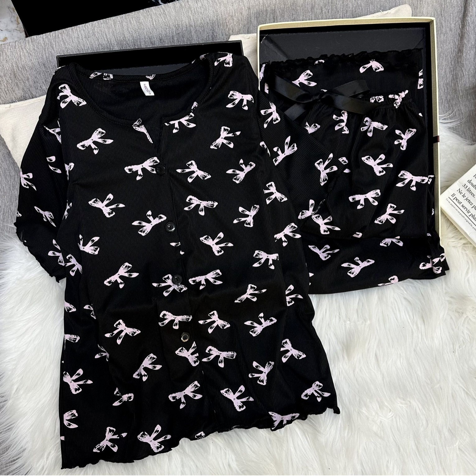 Al por mayor transfronterizo explosión primavera y otoño delgada V-collar cardigan hilo de hielo pijama de mangas cortas pantalones largos set de ropa para el hogar
