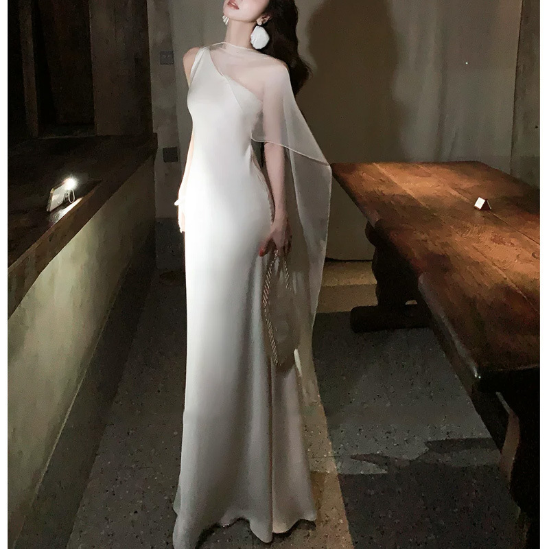 【Elegant Uprising】French-Style High-End Dress, Light Gown with One-Shoulder Design, Waist-Cinching, Bodycon, Long Birthday Dress 【Elegant Uprising】French-Style High-End Dress, Light Gown with One-Shoulder Design, Waist-Cinching, Bodycon, Long Birthday Dress