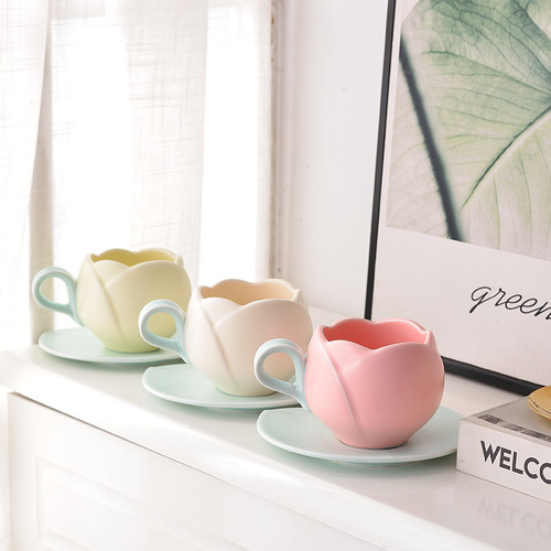 OZON Retro Tulip Coffee Cup High-End Delicate Flower Mugs Afternoon Tea Ceramic Cup and Saucer Set
