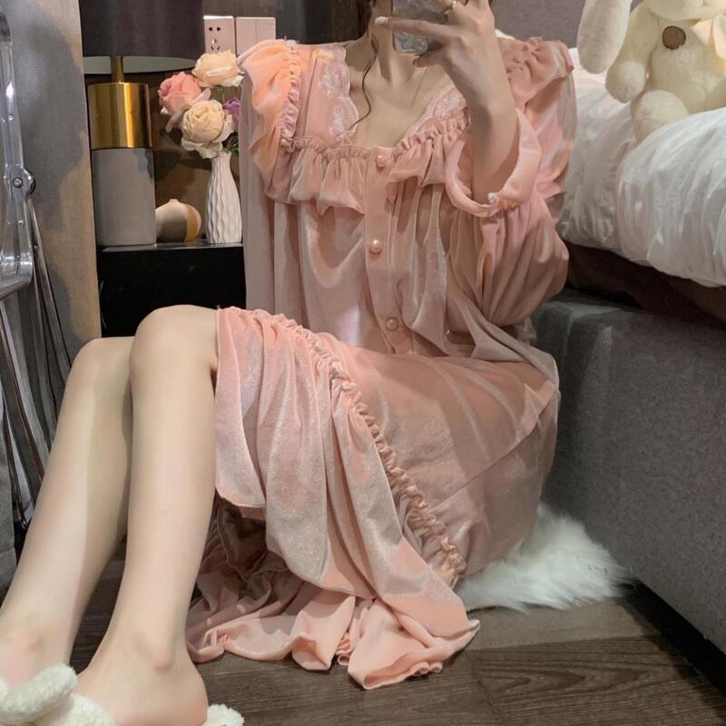 Vintage Palace Style Golden Velvet Nightgown Women's Spring 2022 New Pure Desire Style Long Sleeve Pajamas High-grade Home Clothes