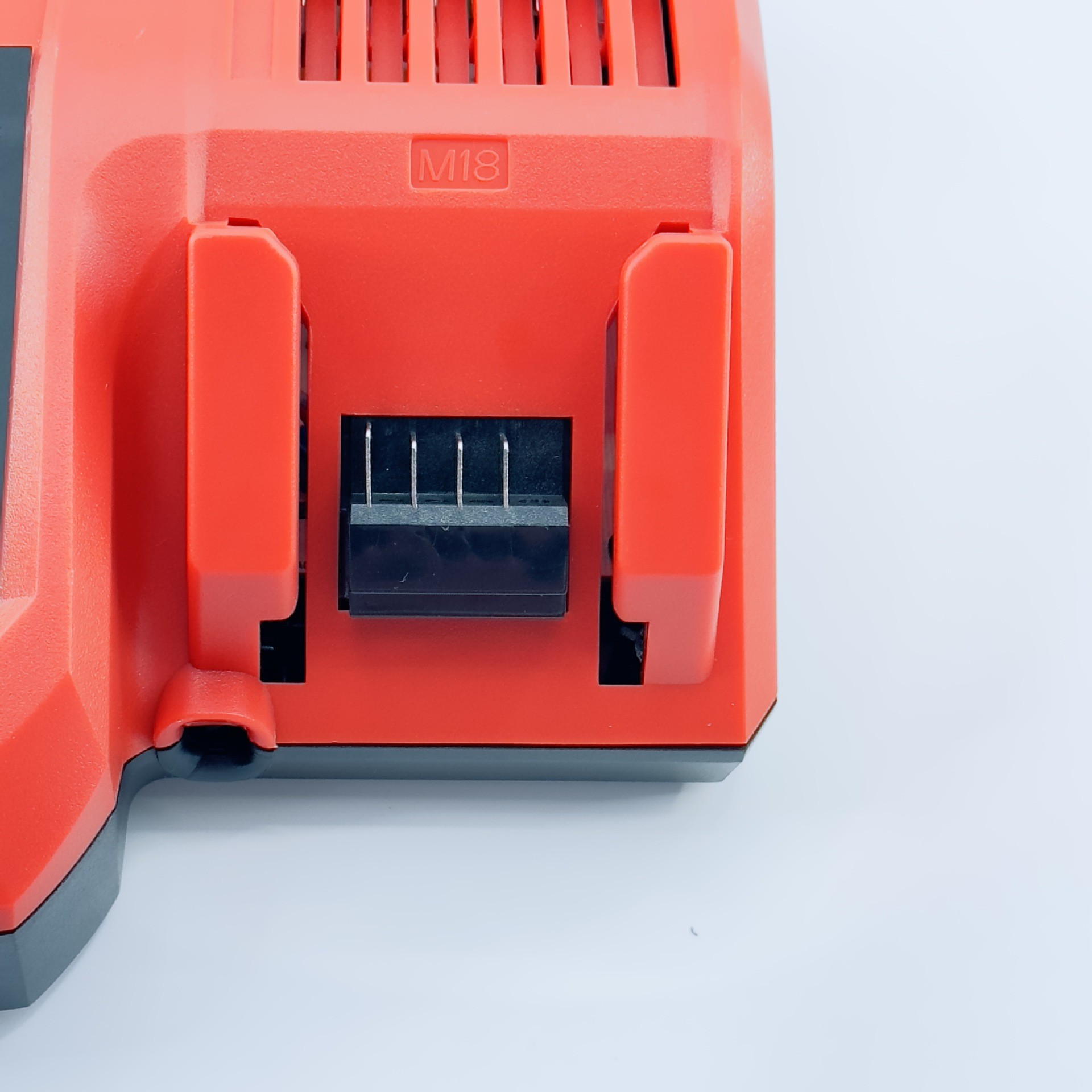 O1CN01wb5Zas1v2GP92ziJn_!!2206