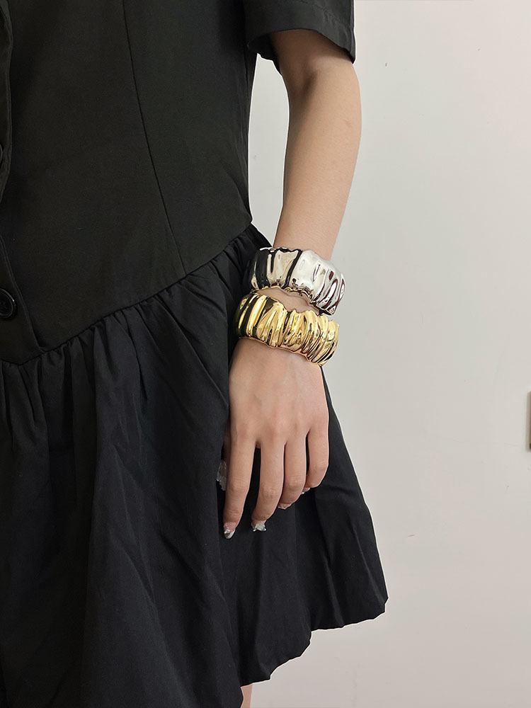 1 Piece Quantity Vintage Style Solid Color Alloy Plating Unisex Bangle