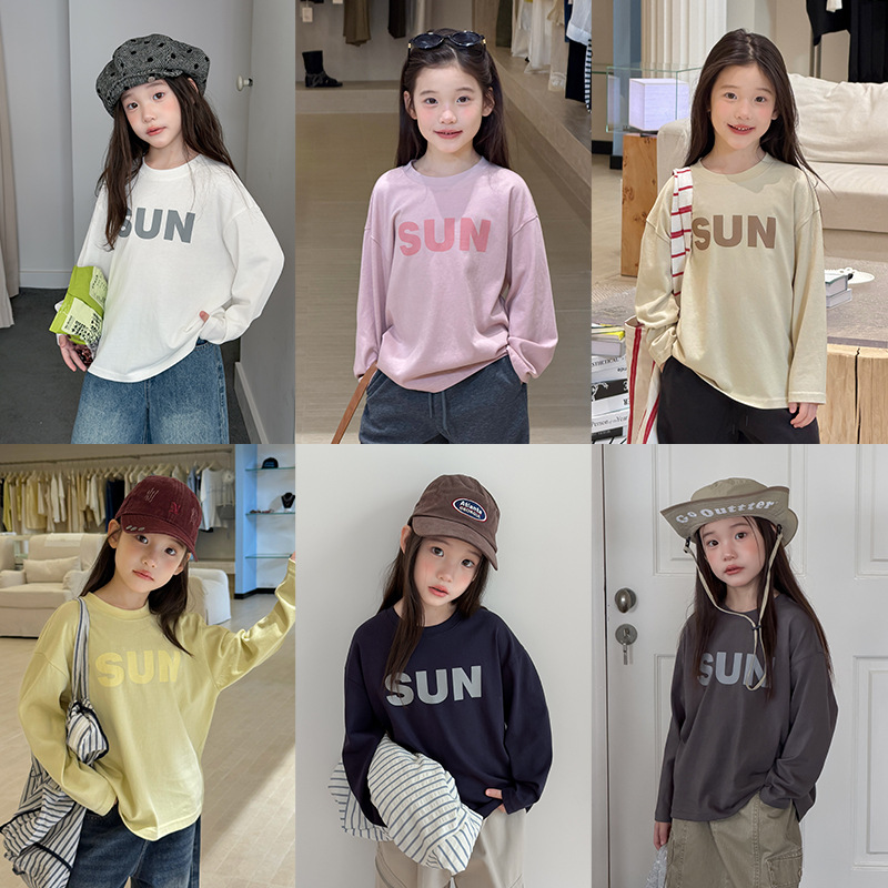 Wear it alone or as a base layer, versatile in multiple outfits~ Korean-style basic simple letter print long-sleeve T-shirt for boys and girls