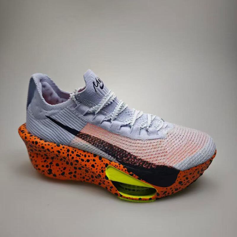 外国貿易向けサマーランニングシューズ ZoomAlphaflyNEXT3 アルファ三世代 カーボンボード搭載 男女兼用 エアマット ランニングシューズ 通気性|undefined