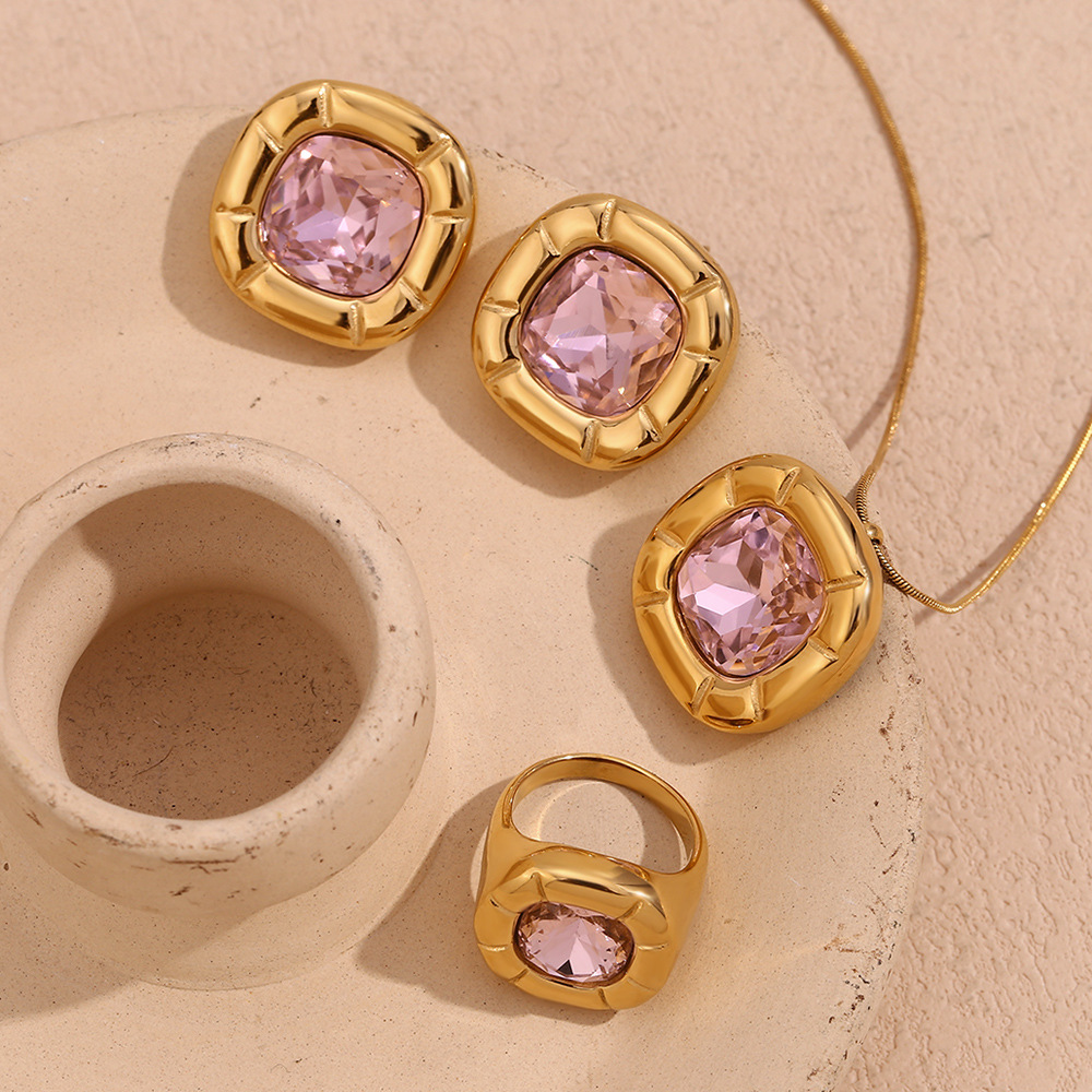 Mode retro nische ring frauen edelstahl K gold überzogene abgerundete ecke platz blume zirkon stud ohrringe halskette_voghion.com