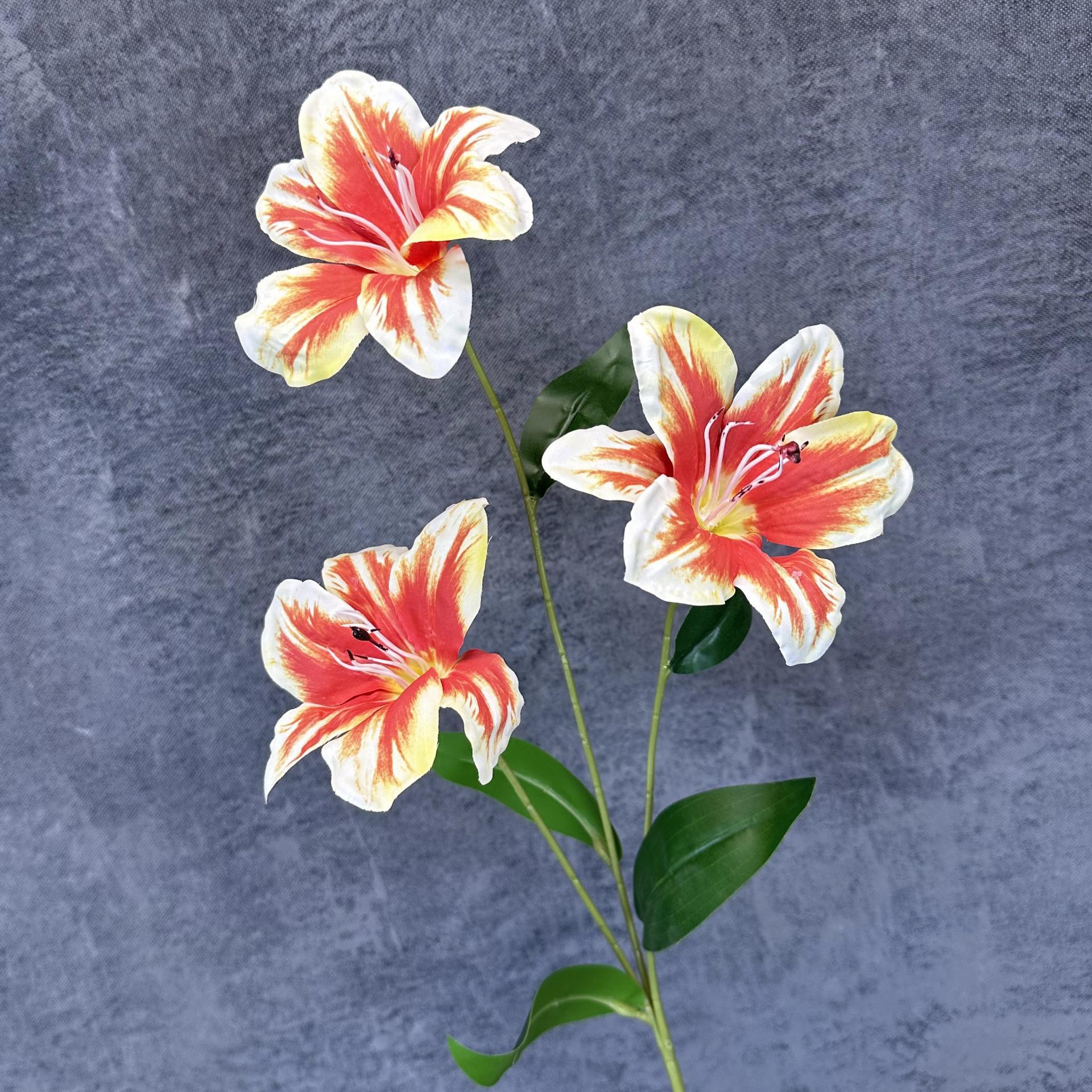 Simulación de 3 cabezas de lirio impresa en 3D lirio boda decoración del hogar decoración de flores falsas transfronterizas al por mayor