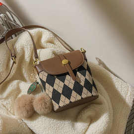 包包新款质感小包包女秋冬时尚斜挎包洋气水桶包代销代货一件代发