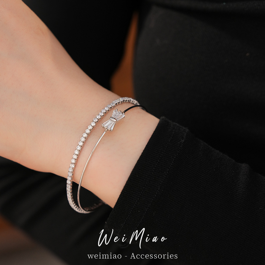 Doble arco de zircon brazalete abierto de moda diaria pulsera versátil ligera de lujo nicho alta sensación de joyas al por mayor