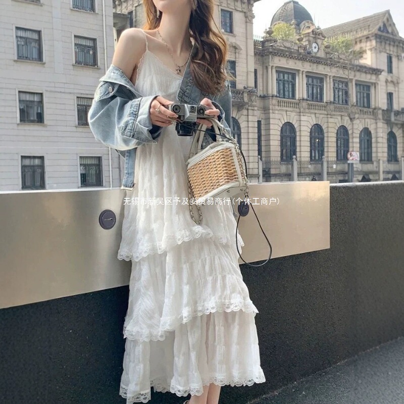 Plus-Size Women's Summer New Style Slimming Tummy-Concealing Long Tiered Dress with a Stylish White Strap Dress