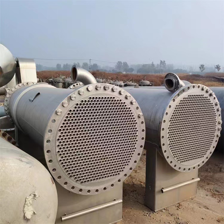 出售二手150平方钛材列管冷凝器不锈钢冷凝器 立式强制循环挥发器